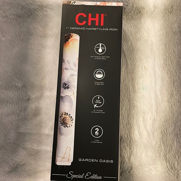 CHI Styling Garden Oasis 1" Ceramic Flat Iron - Picture 1 of 4